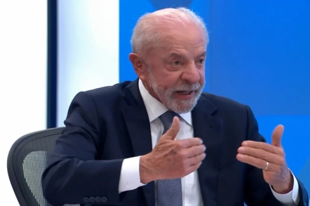 Lula assume responsabilidade total por desempenho eleitoral e desaprovação governamental