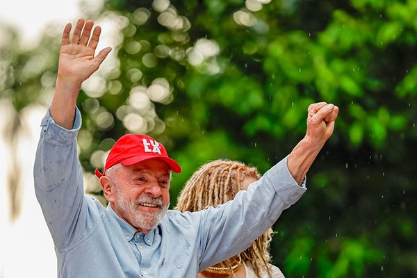 Lula enfrenta desafio histórico em busca de um quarto mandato presidencial