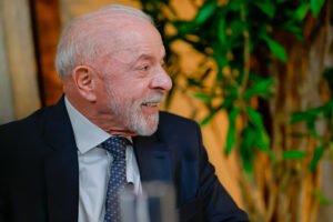 Lula vence com 70,5% dos votos na China continental em segundo turno