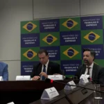 Mais de 3...