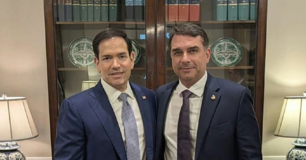 Marco Rubio afasta interferência americana na viagem de Flávio Bolsonaro