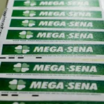 Mega-sena acumula e...