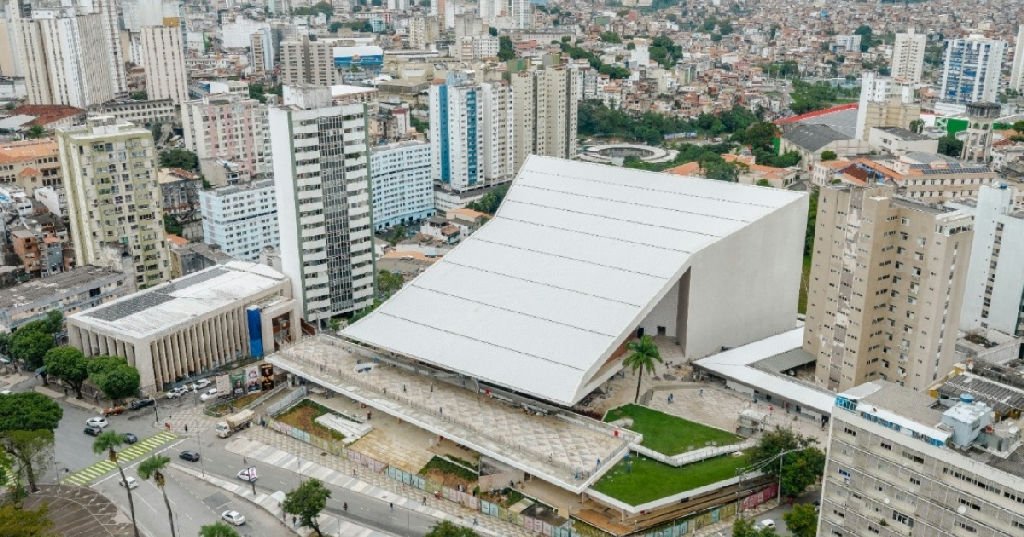 Mesmo com licitação aberta estacionamento do Teatro Castro Alves continua sem data de reabertura