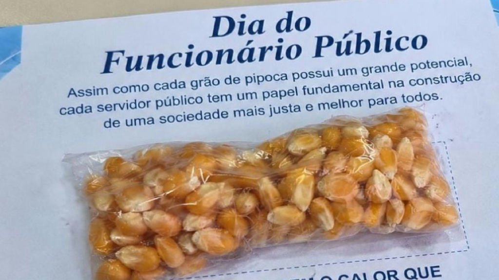 Milho cru entregue a servidores municipais gera críticas em Florianópolis