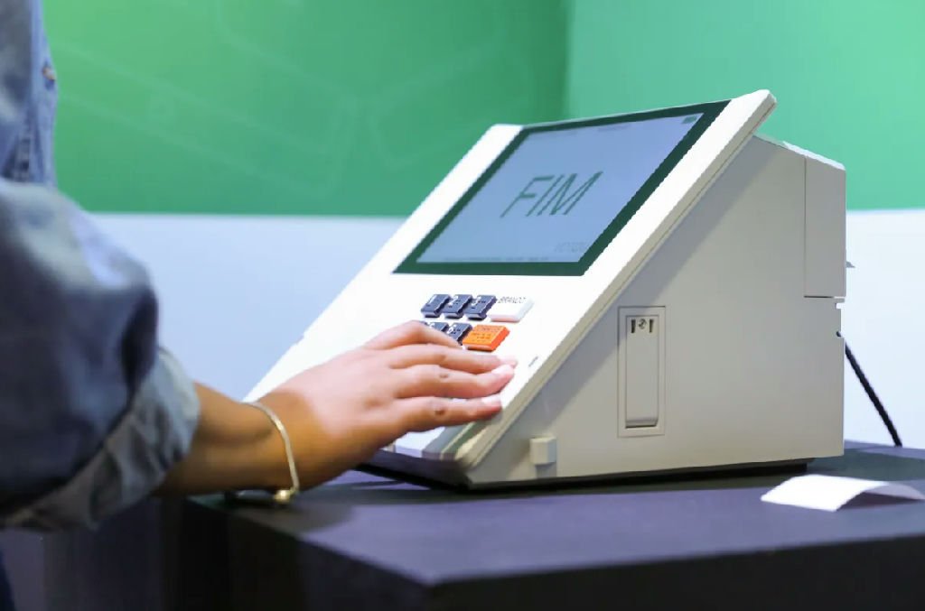 Movimento cobra passe livre e frota total nos transportes durante eleições