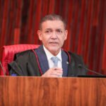 Nunes Marques determina...