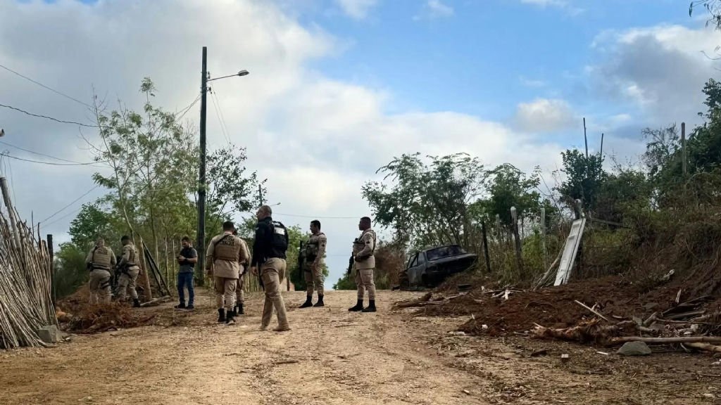 Operação policial contra o crime organizado resulta em morte e prisões na Bahia