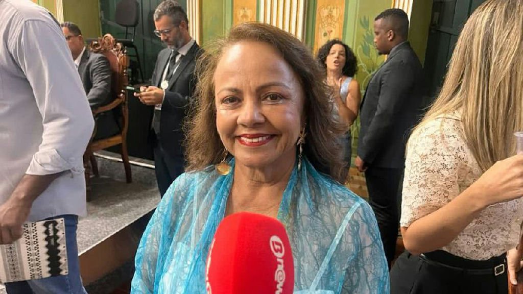 Oposição avalia lançar nome à presidência da Câmara após MPBA questionar Carlos Muniz