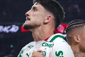 Palmeiras assume liderança do brasileirão após rodada decisiva de sábado