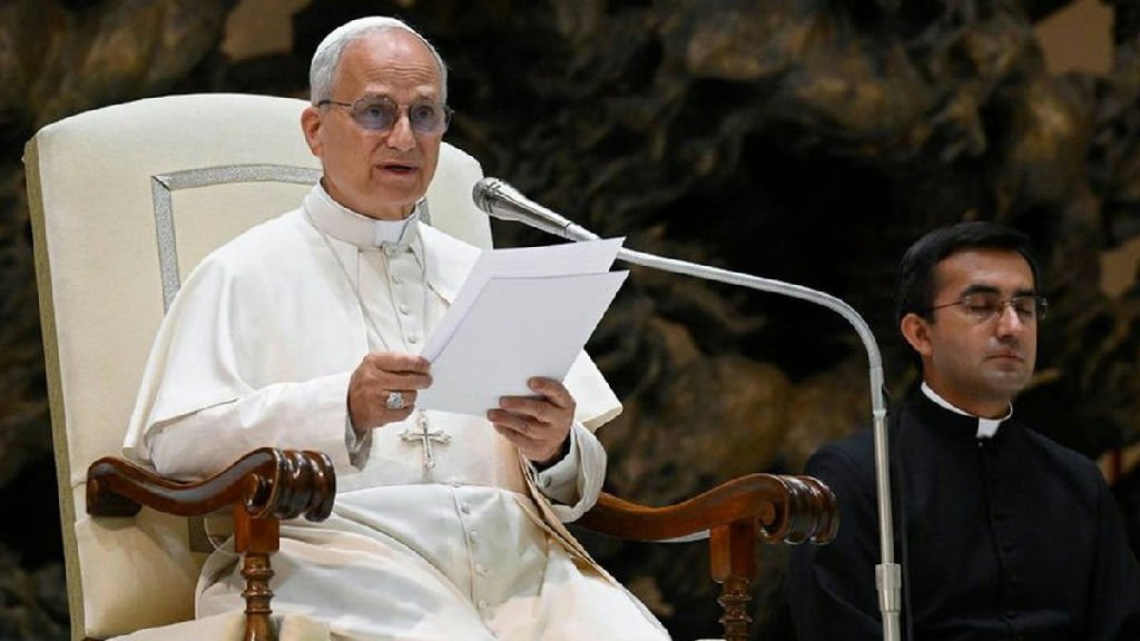 Papa leão XIV recebe alta do hospital e deve rezar angelus no domingo