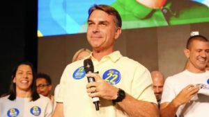 Pesquisa aponta cenário de segundo turno entre flávio bolsonaro e lula para 2026