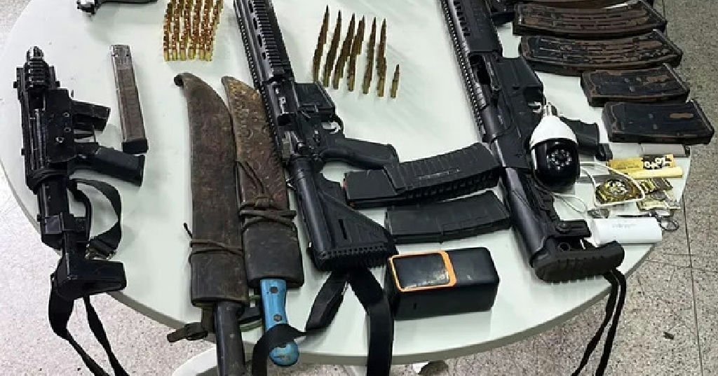 Polícia Militar impede confronto entre facções e prende cinco homens em Santa Inês