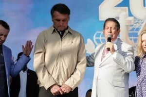 R.R. Soares solicita ao STF permissão para visitar Jair Bolsonaro