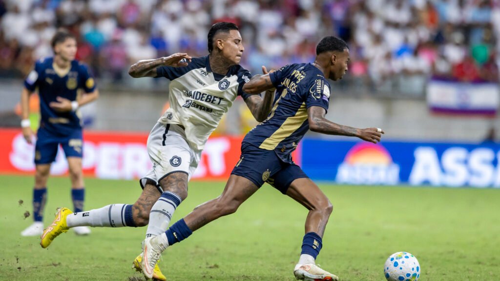 Remo oficializa rescisão de contrato com atacante Alef Manga