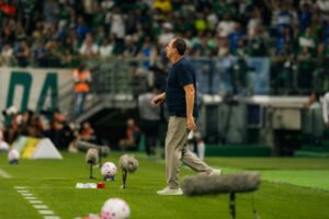 Rogério Ceni avalia derrota do Bahia e projeta alterações para duelo contra o Mirassol