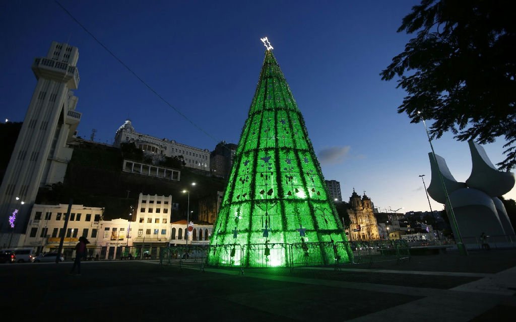 Salvador ocupa a segunda posição nas buscas de turistas para Natal e Réveillon