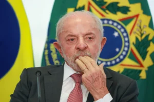 Senado tem nova composição com 17 aliados de Lula eleitos em pleito nacional