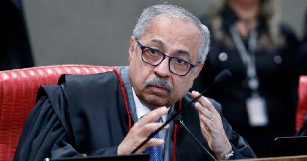 STJ suspende julgamento sobre prisão domiciliar de líder do Bonde do Maluco