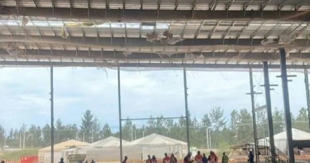 Trabalhador morre após queda em canteiro de obras de complexo industrial na Bahia