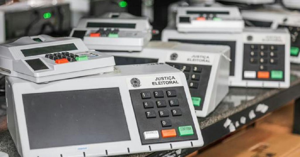 Tre-ba substitui nove urnas eletrônicas e registra prisões por boca de urna no estado