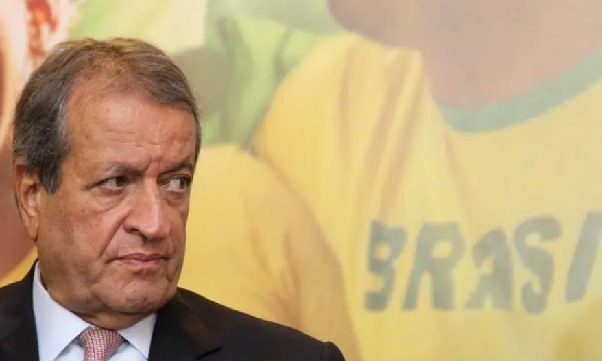 Valdemar Costa Neto critica carta de Flávio Bolsonaro e visita ex-presidente