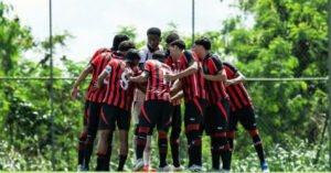 Vitória encerra campanha no Brasileiro Sub-17 com derrota expressiva para o Santos