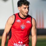 Vitória intensifica treinos...