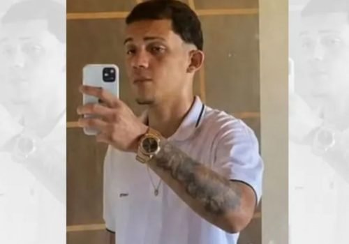 Jogador de futebol amador morre após motocicleta atingir cavalo na pista no interior baiano