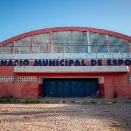 Sudesb abre licitação para reformar Ginásio de Esportes de Lauro de Freitas; saiba detalhes