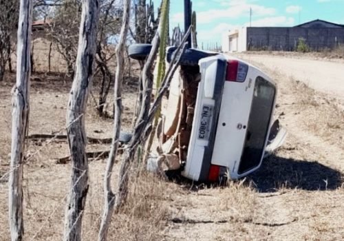 Acidente em estrada vicinal causa morte do locutor Júnior Cidade em Cansanção