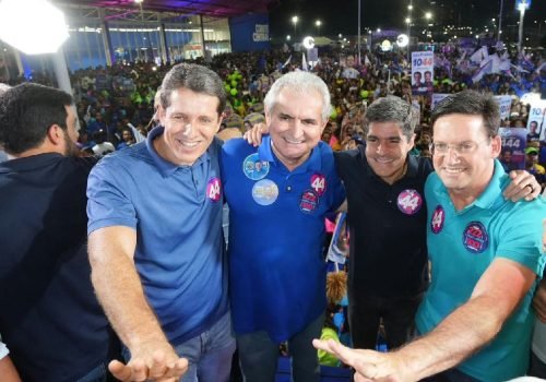 ACM Neto inaugura comitê de campanha em Salvador com presença de aliados