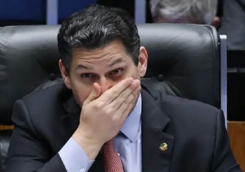 Alcolumbre rebate reportagem sobre mensagens trocadas com Daniel Vorcaro