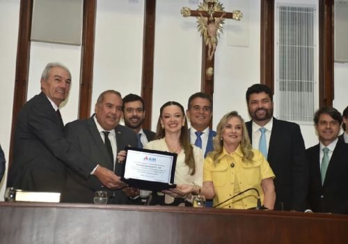 Assembleia Legislativa da Bahia homenageia os 215 anos da Associação Comercial da Bahia