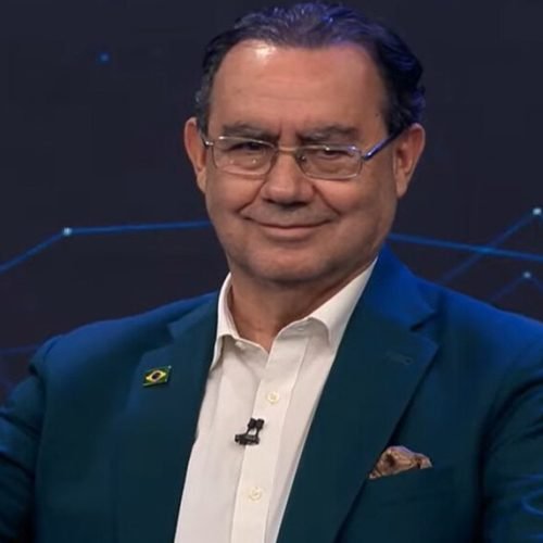 Augusto Cury critica polarização e acusa Lula e Flávio Bolsonaro de sequestro emocional