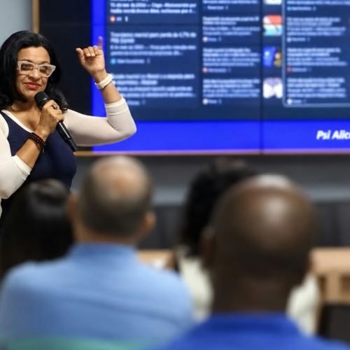 Aumento de divórcios após os 50 anos na Bahia redefine autonomia feminina na maturidade
