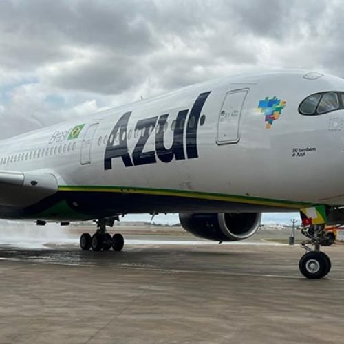 Azul amplia malha aérea com 2.500 voos extras para a alta temporada de verão