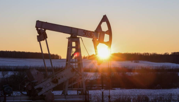 Barril de petróleo ultrapassa US$ 100 com tensão militar entre EUA e Irã no Estreito de Ormuz