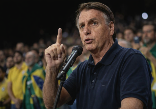 Bolsonaro afirma a Moraes que desconhecia vídeo de IA utilizado por Flávio na convenção do PL