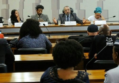 Candidatos negros somam 49,8% nas Eleições 2026 sob alerta de queda no financiamento de campanha
