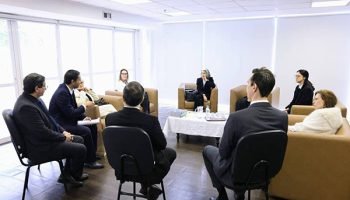 Cármen Lúcia ouve magistrados sobre ameaças à integridade do processo eleitoral
