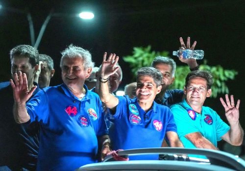 Carreata em Riachão do Jacuípe marca o fim da agenda de campanha de ACM Neto pelo interior baiano