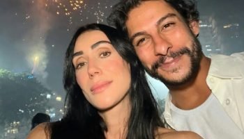 Casal é visto junto em jantar meses após anúncio do término