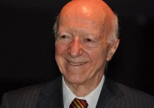 Claudio Carsughi morre aos 93 anos após complicações de infecção respiratória