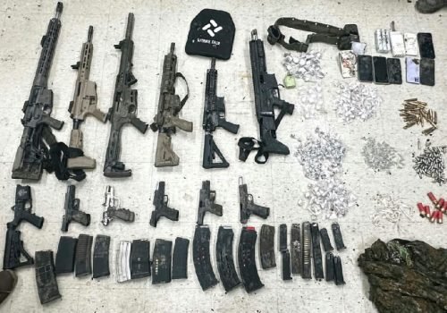 Confronto em Salvador resulta em nove mortos e apreensão de arsenal