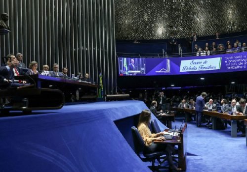 Cresce a busca por cadeiras no Senado entre deputados federais em 2026