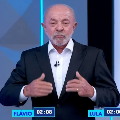 Debate presidencial tem troca de farpas e alusão histórica na TV Globo
