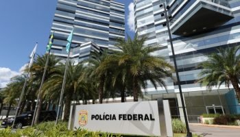 Diretores da Polícia Federal colocam cargos à disposição após afastamento de Andrei Rodrigues