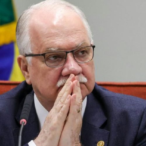 Edson Fachin assume relatoria de processos que envolvem Alexandre de Moraes