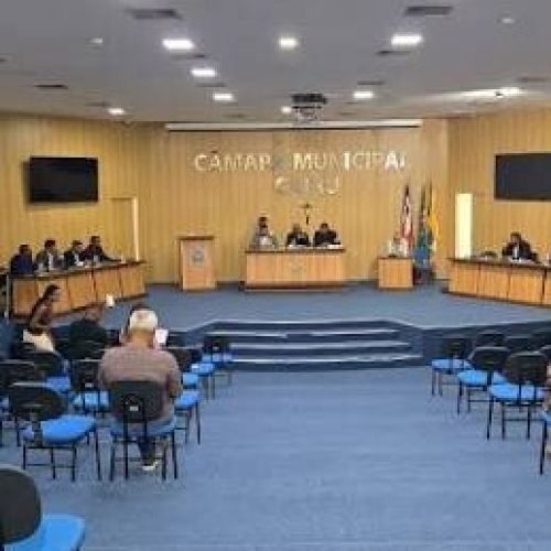 Eleição da Mesa Diretora na Câmara Municipal de Cairu é suspensa após conflito interno