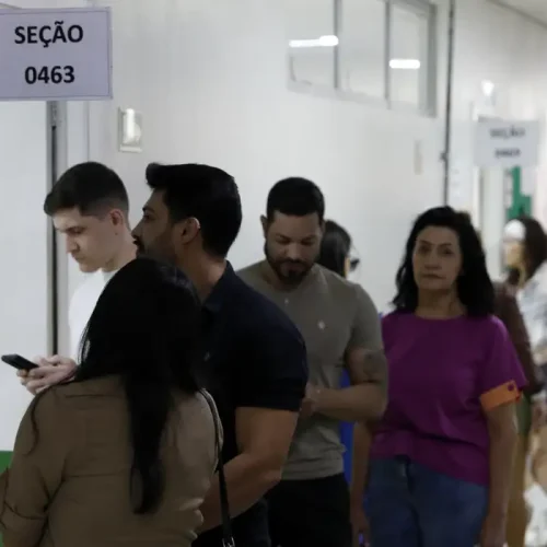 Eleitores enfrentam mudanças de locais de votação para o pleito